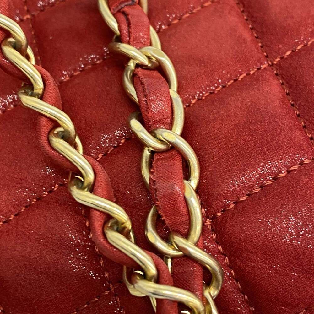 CHANEL Red Leather Shoulder Bag - Picture 10 of 13